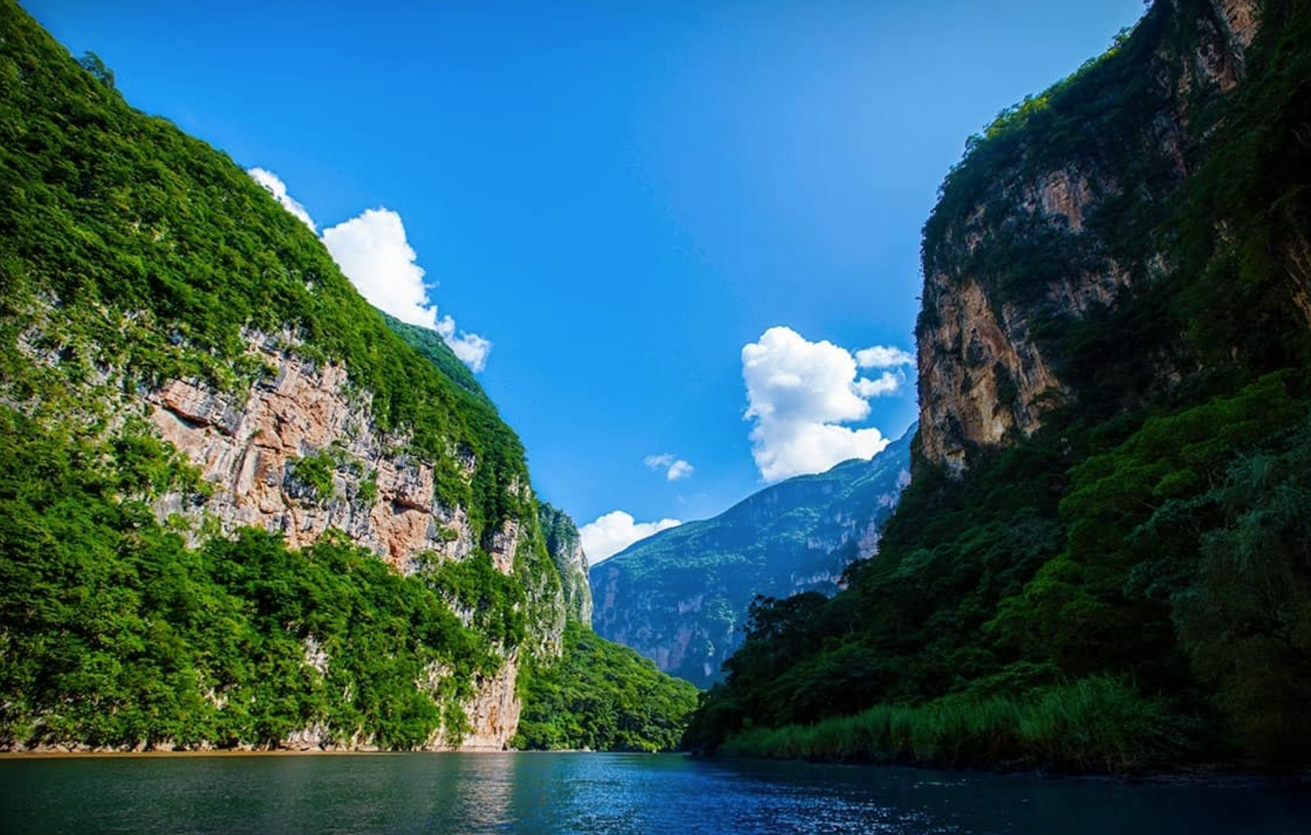 Turismo nacional visita el Cañon del Sumidero
